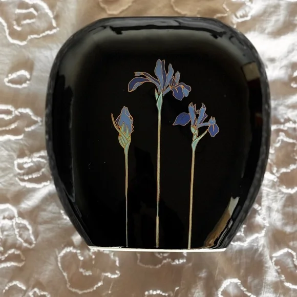 Otagiri Black Vase with Blue Floral Design - Picture 4 of 8